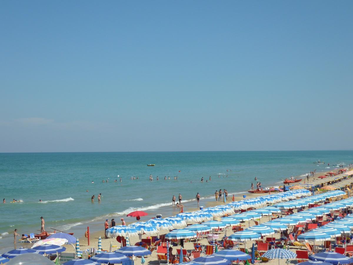 Zaffiro Luxury Silvi Vacanza 실비마리나 외부 사진